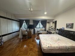 Phillips Avenue (D19), Semi-Detached #623739421
